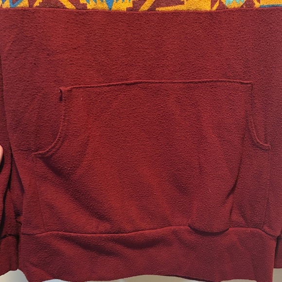 Colorful Geometric Pullover - Picture 3 of 6